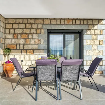 Celestia * 阿凯松